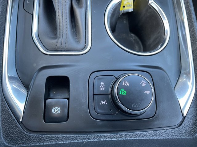 Used 2021 Chevrolet Traverse RS image 31