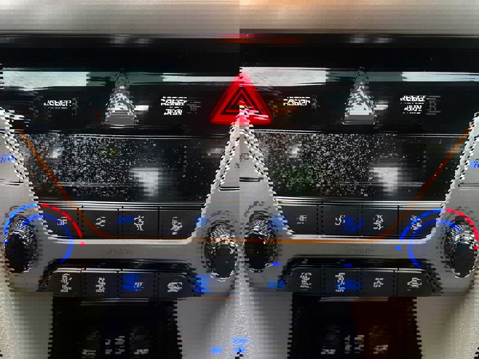 Used 2017 Hyundai Elantra SE w/ SE A/T Tech Package 03 image 23