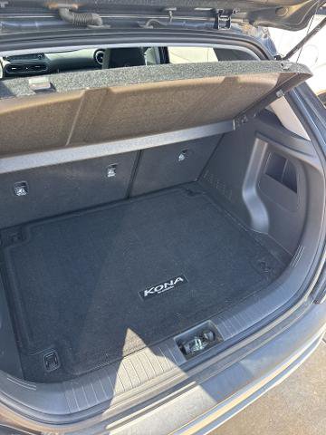 Used 2022 Hyundai Kona SEL w/ Cargo Package FWD image 7