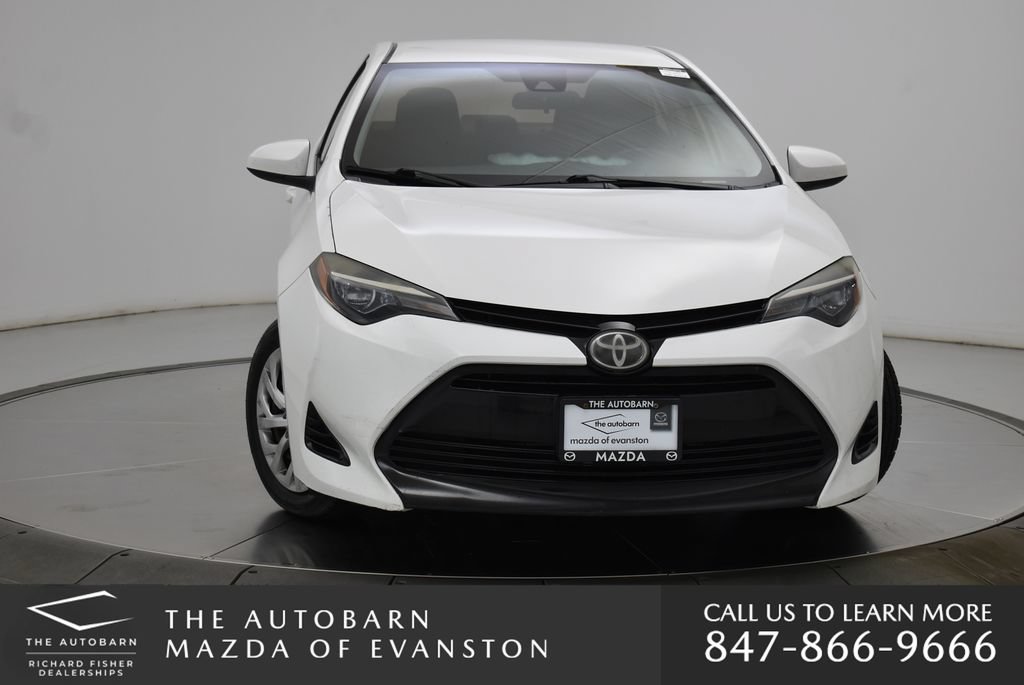 Used 2017 Toyota Corolla LE FWD image 4