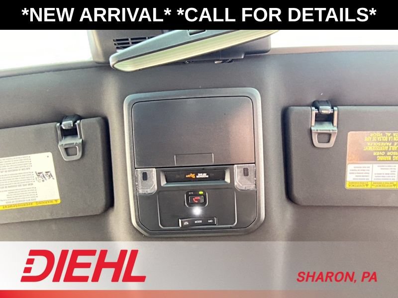 Used 2025 Toyota Tacoma SR AWD/4WD image 25