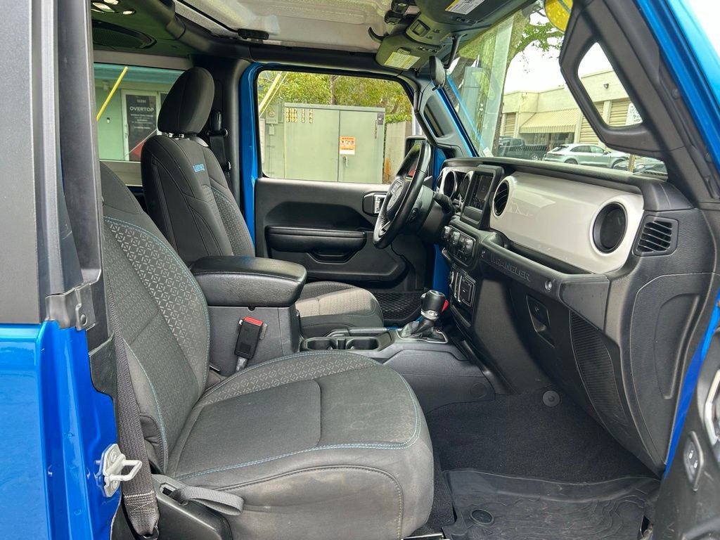 Used 2021 Jeep Wrangler Sport AWD/4WD image 37