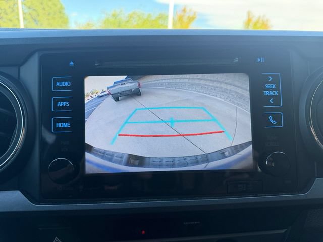Used 2018 Toyota Tacoma TRD Sport w/ Technology Package AWD/4WD image 16