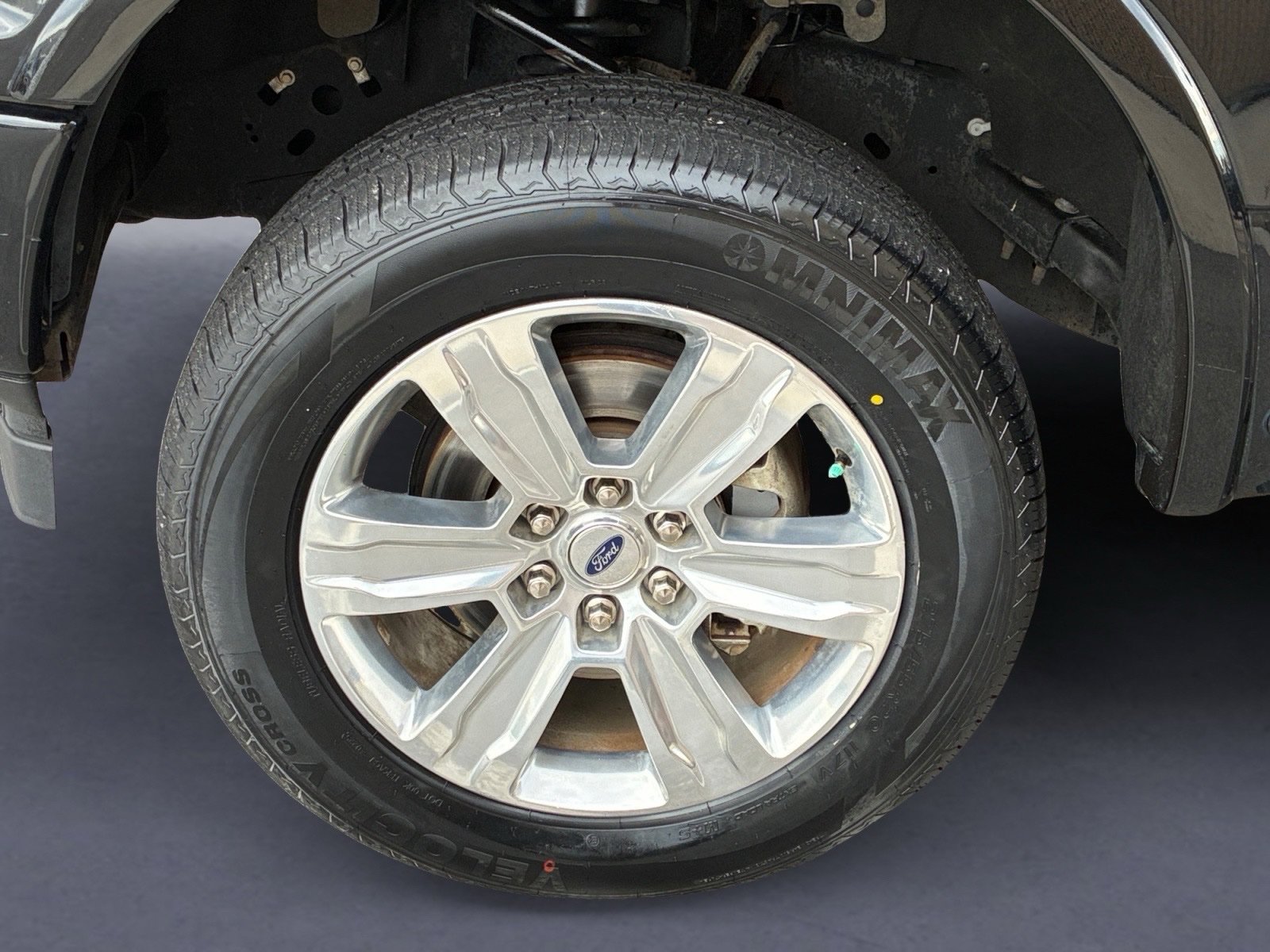 Used 2018 Ford F150 Platinum w/ Equipment Group 701A Luxury AWD/4WD image 9