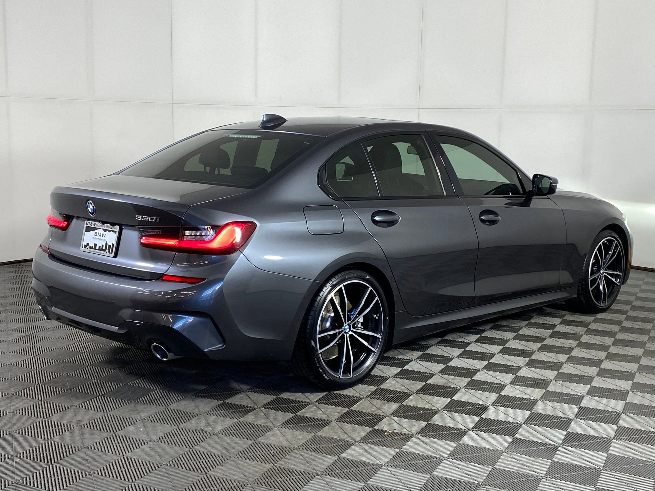 Used 2021 BMW 330i 330i image 9