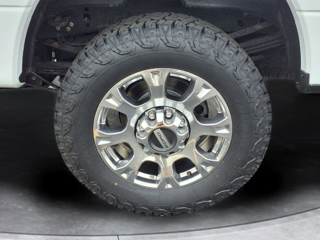Used 2022 Ford F350 Lariat w/ Chrome Package image 19