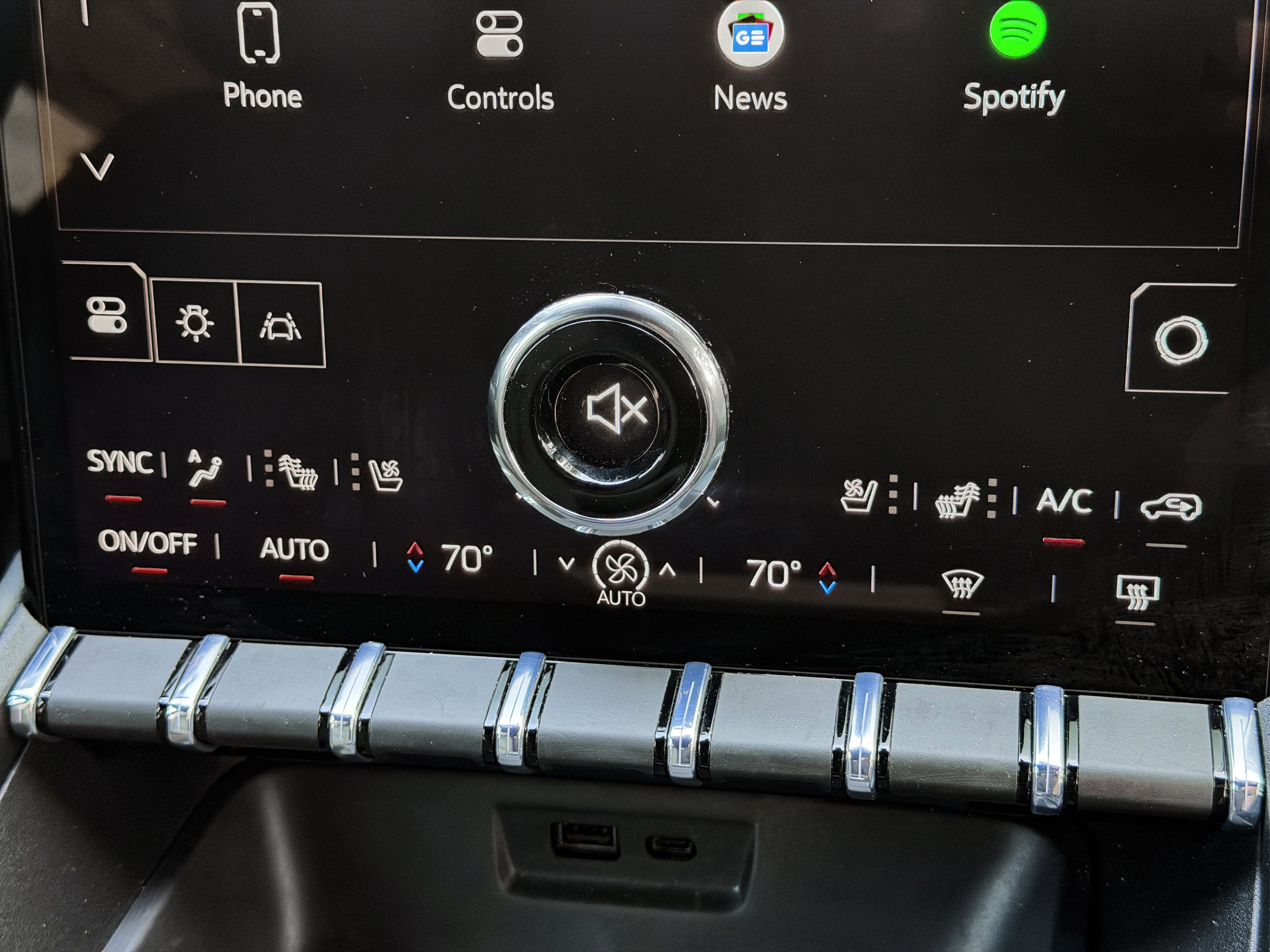 New 2026 GMC Terrain AT4 w/ Convenience Package III image 24