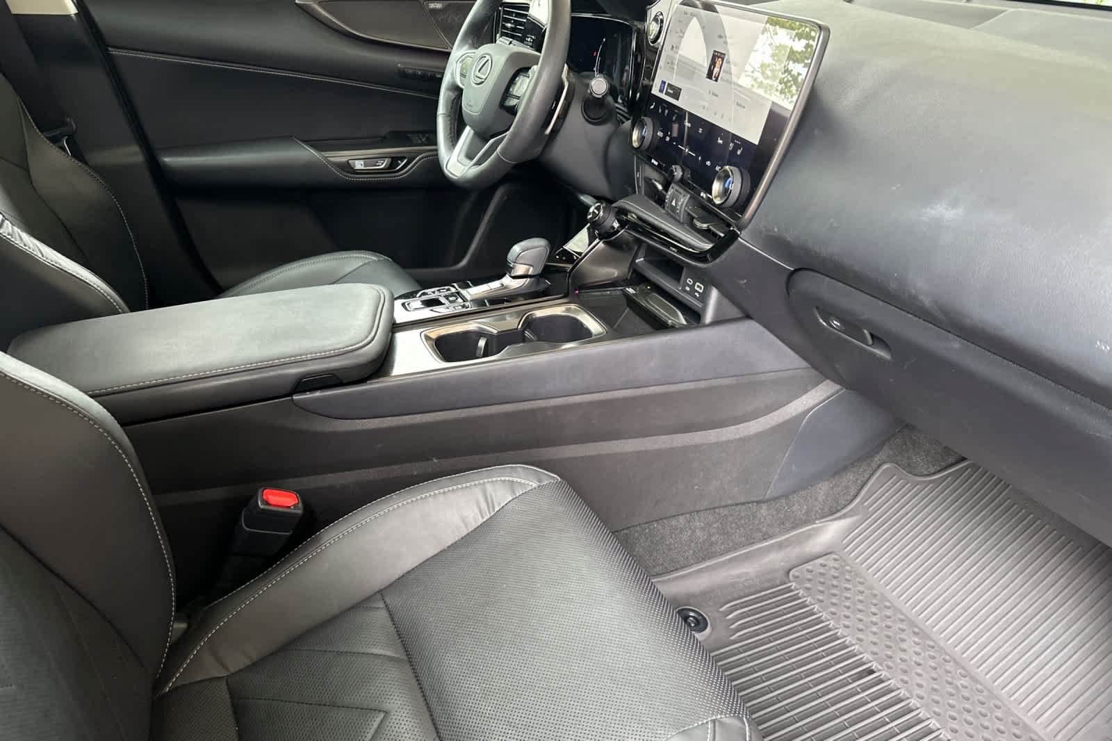 Certified 2024 Lexus NX 350 AWD w/ Vision Package image 17