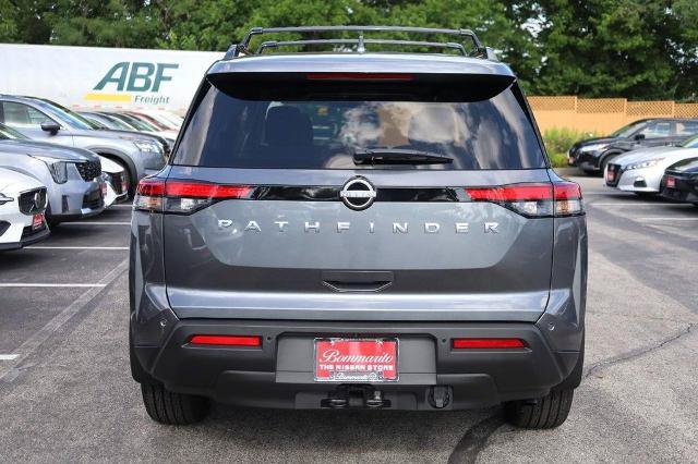 Certified 2025 Nissan Pathfinder SV w/ SV Premium Package FWD image 6