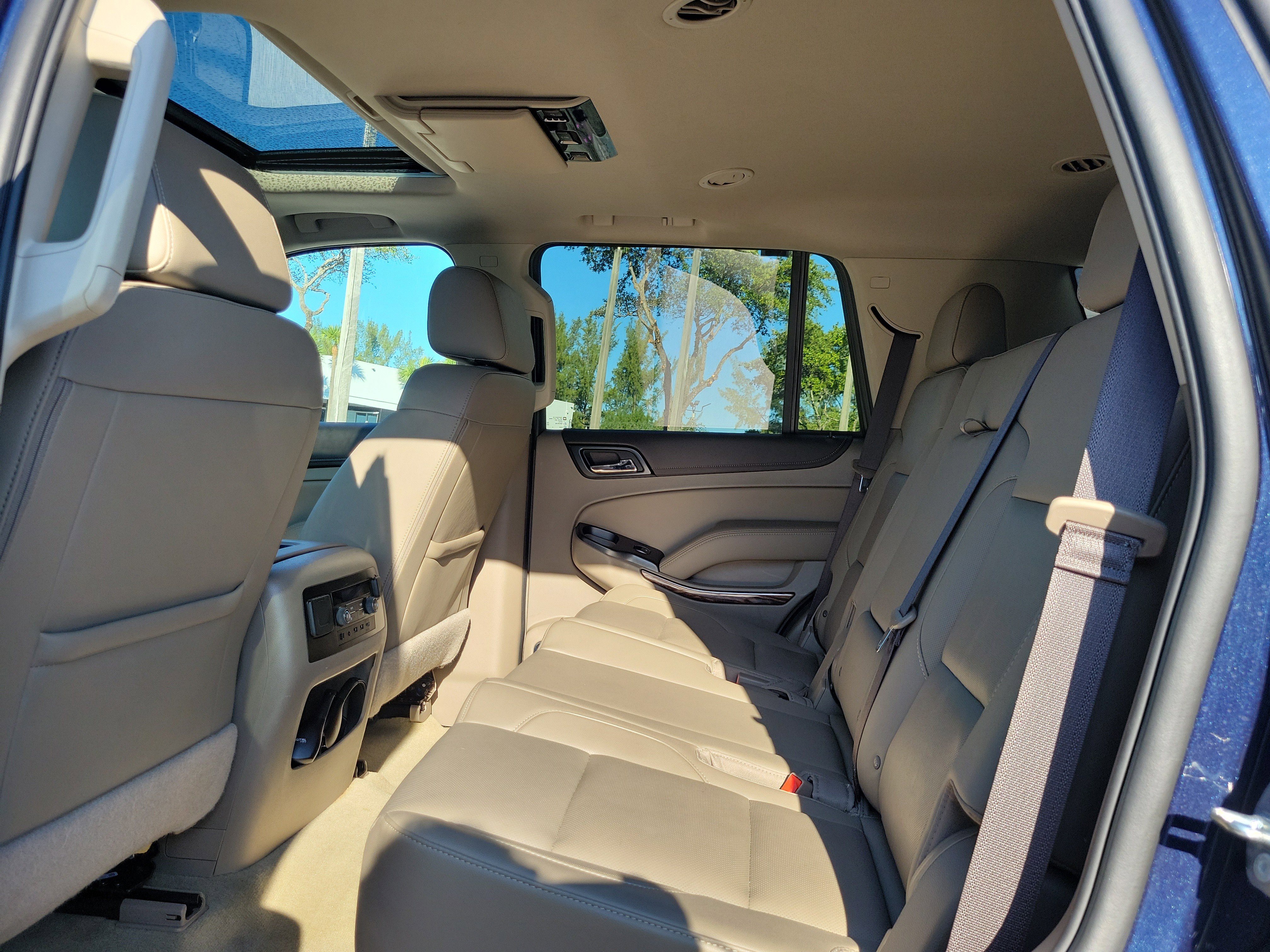 Used 2019 GMC Yukon SLT w/ Open Road Package image 16