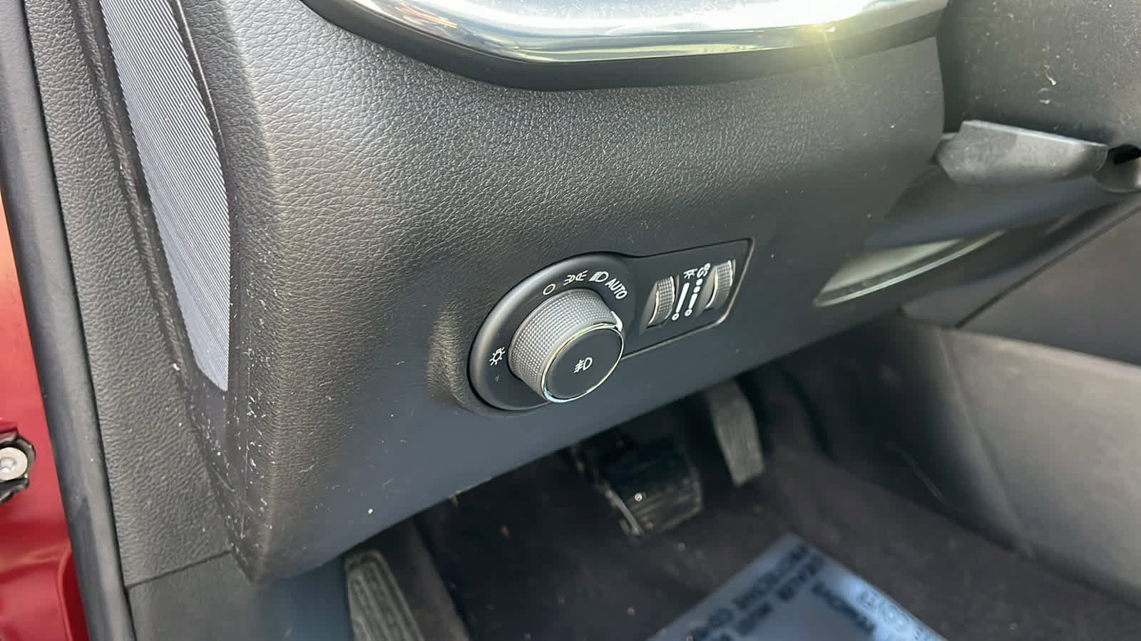 Used 2022 Jeep Compass Limited w/ Sun and Sound Group image 22