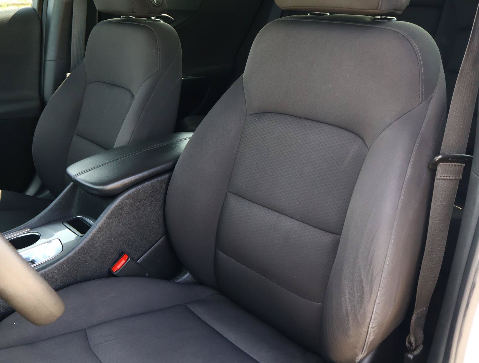 Used 2019 Chevrolet Malibu LT w/ Driver Confidence Package II FWD image 10