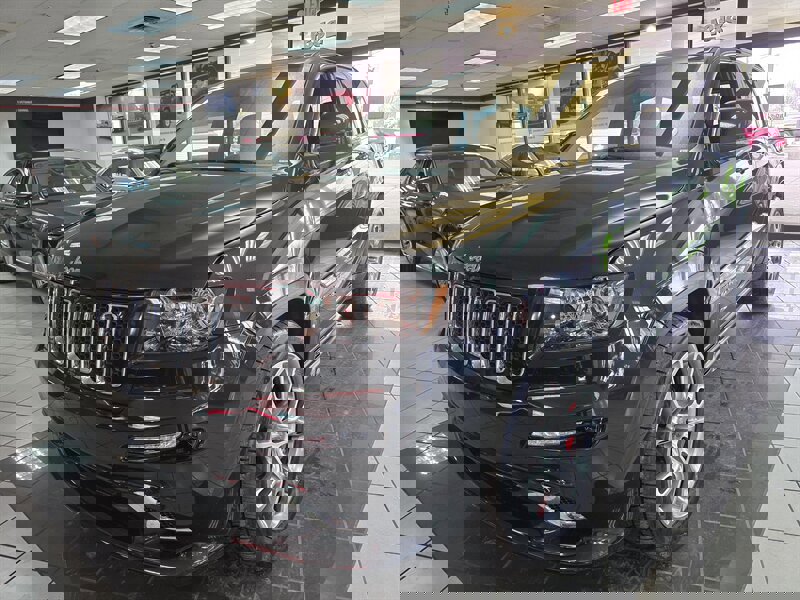 Used 2012 Jeep Grand Cherokee SRT8 w/ Luxury Group II image 1