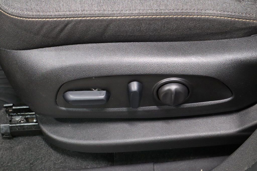 Used 2024 Chevrolet Equinox LT image 23