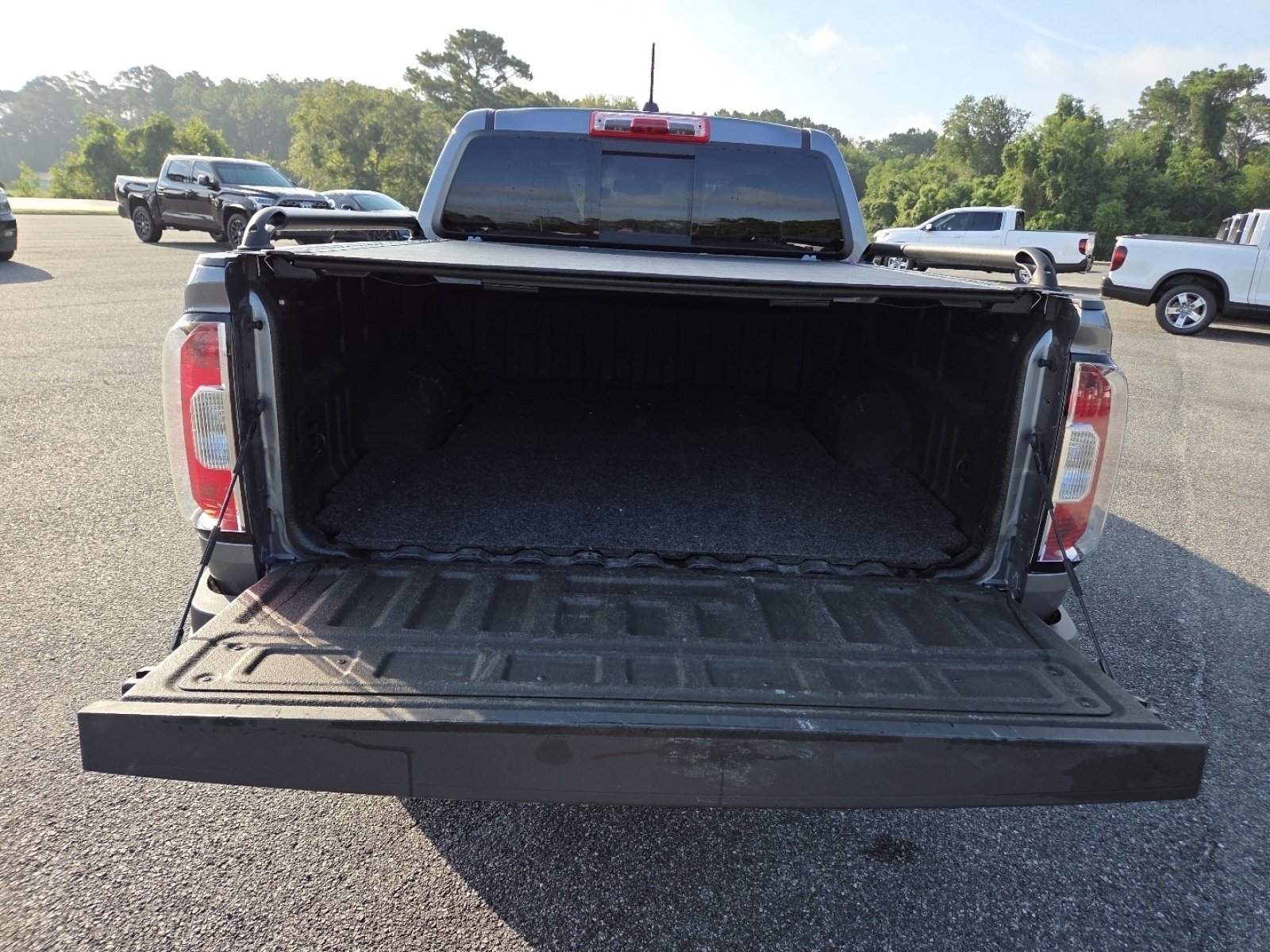 Used 2021 GMC Canyon Elevation w/ Trailering Package RWD image 17