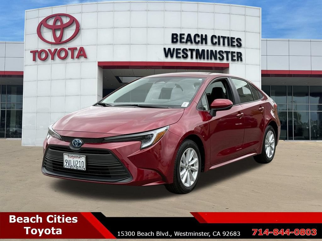 Certified 2025 Toyota Corolla LE w/ LE Premium Package FWD image 6