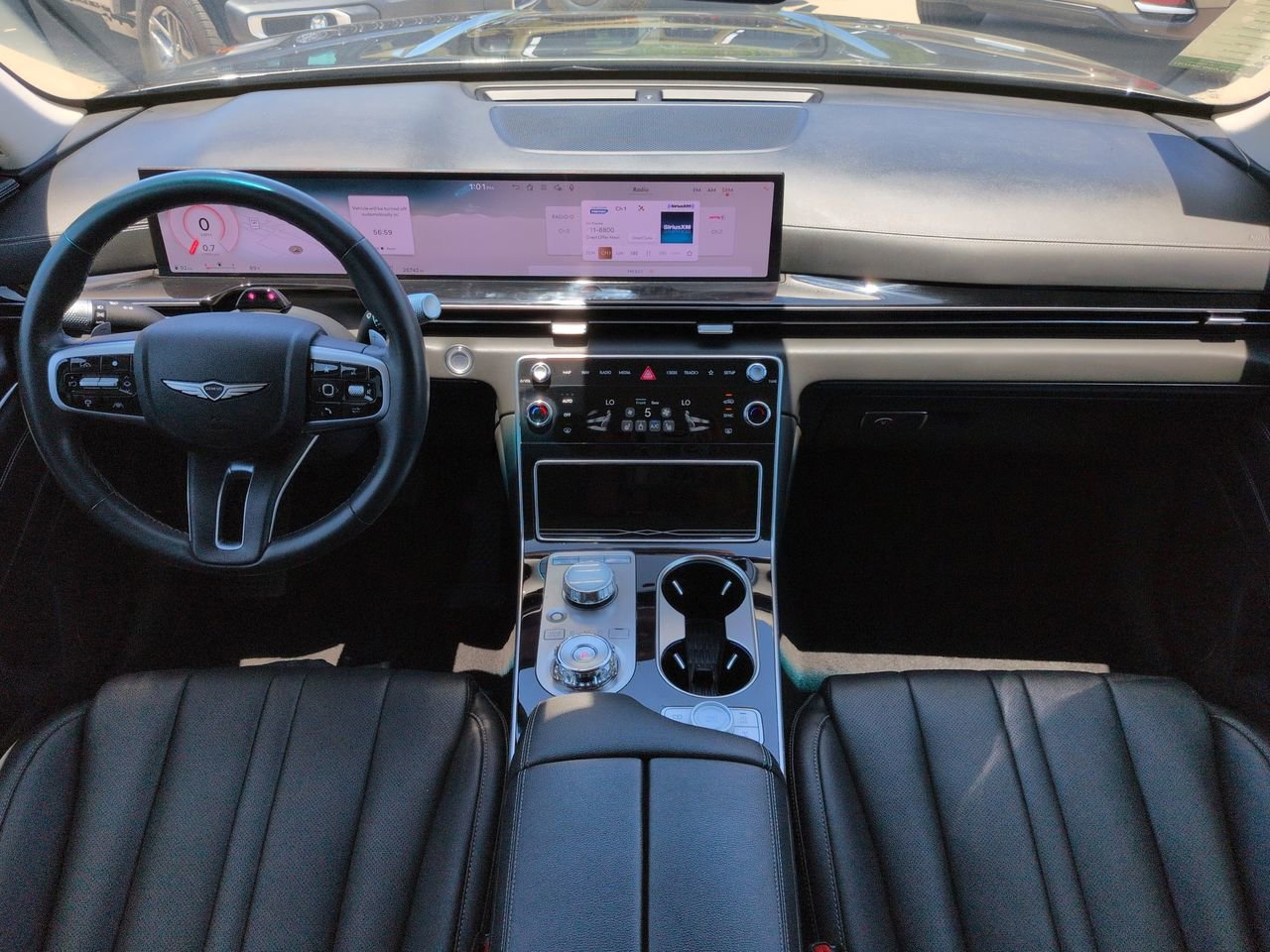 Used 2025 Genesis GV80 2.5T Standard AWD/4WD image 15