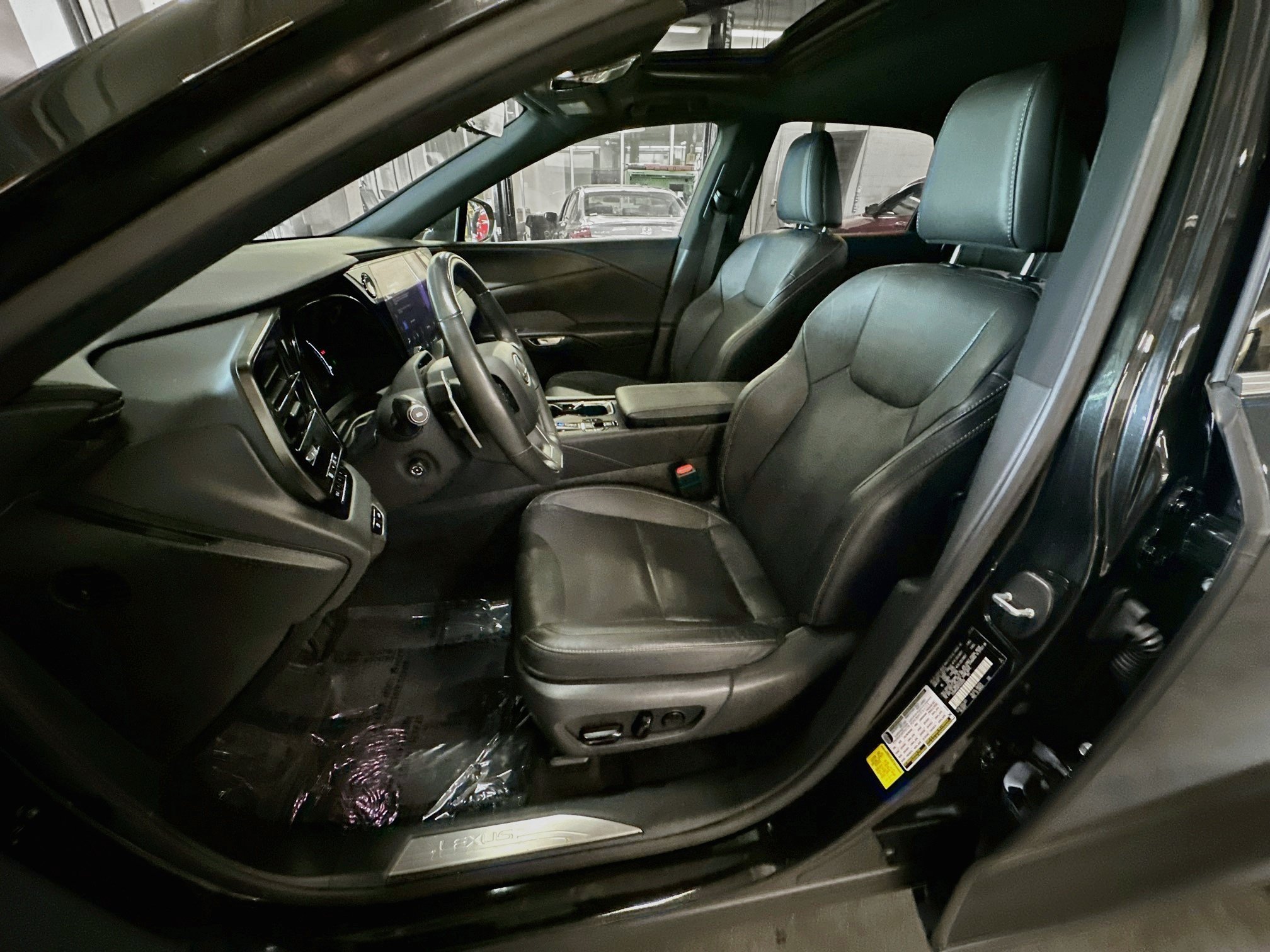 Used 2023 Lexus RX 350 Premium Plus w/ Cold Area Package AWD/4WD image 13