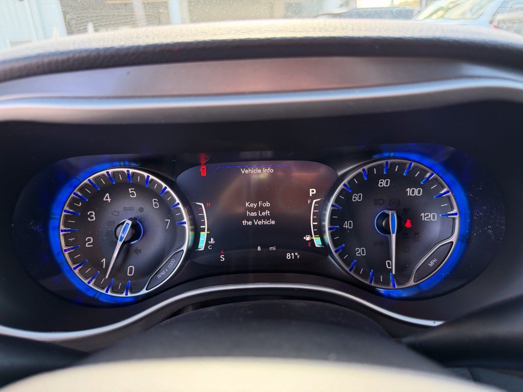 New 2026 Chrysler Pacifica Select FWD image 20