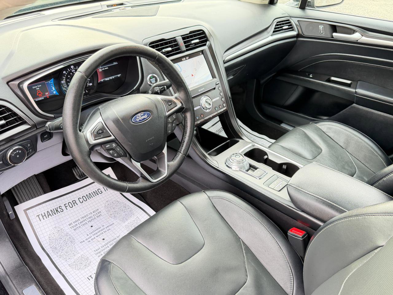 Used 2019 Ford Fusion Energi Titanium FWD image 11