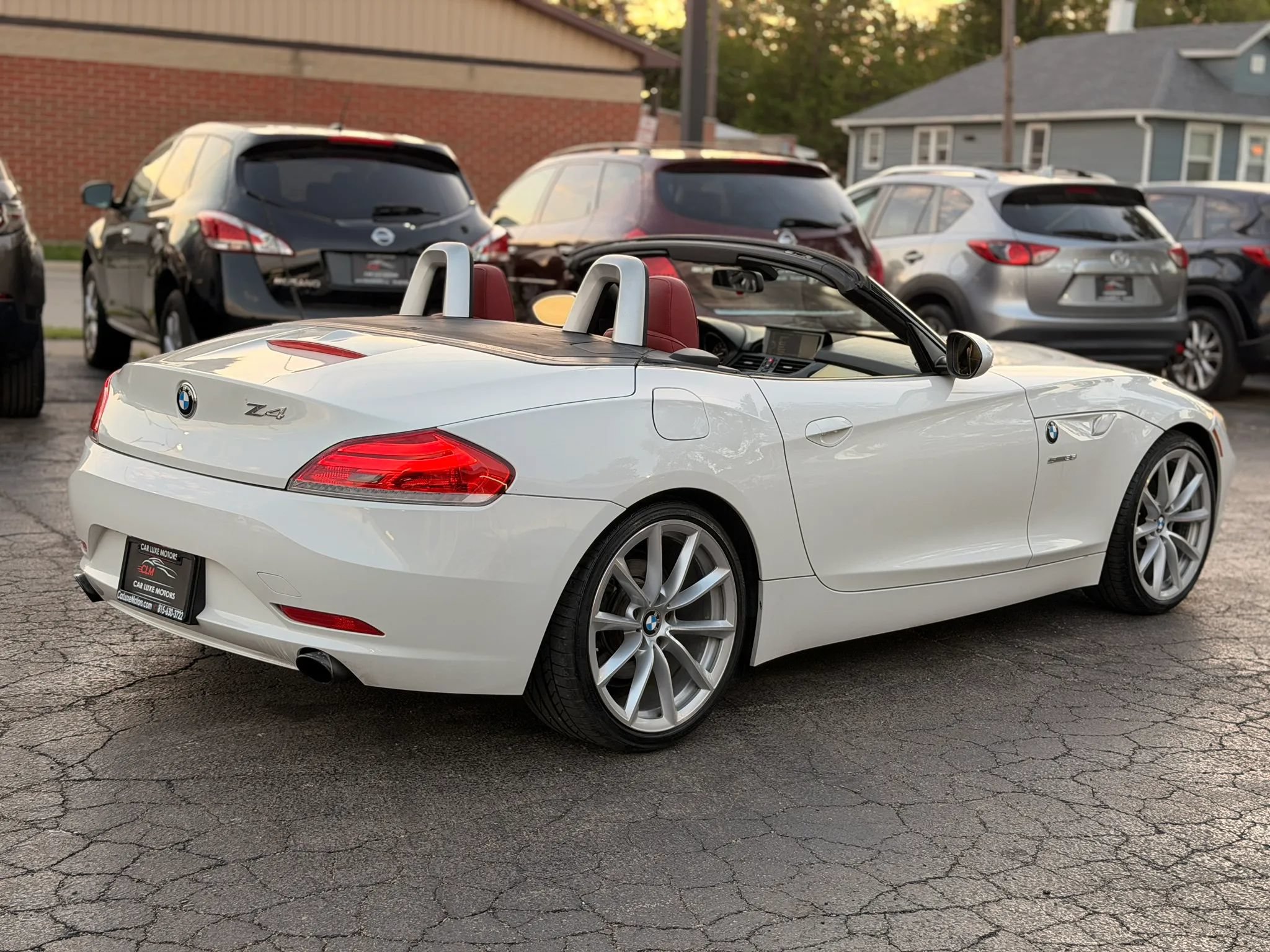 Used 2010 BMW Z4 sDrive35i RWD image 5