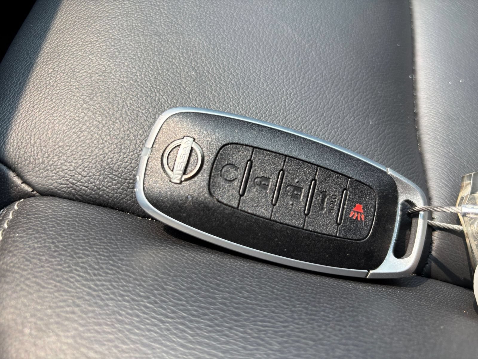 Used 2026 Nissan Rogue SL AWD/4WD image 28
