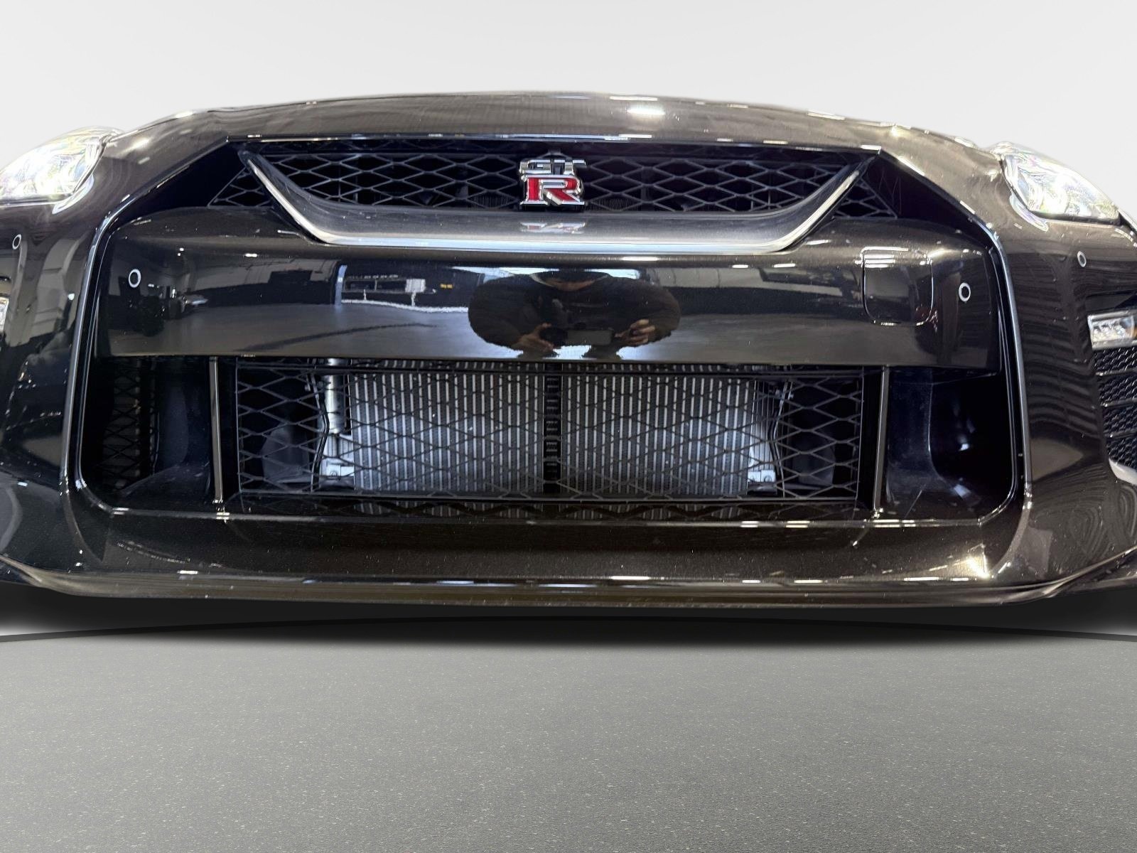 Used 2021 Nissan GT-R Premium image 28