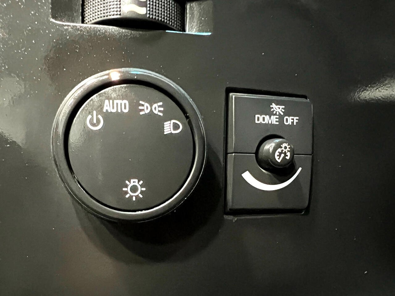 Used 2012 GMC Sierra 3500 W/T w/ Snow Plow Prep Package image 36