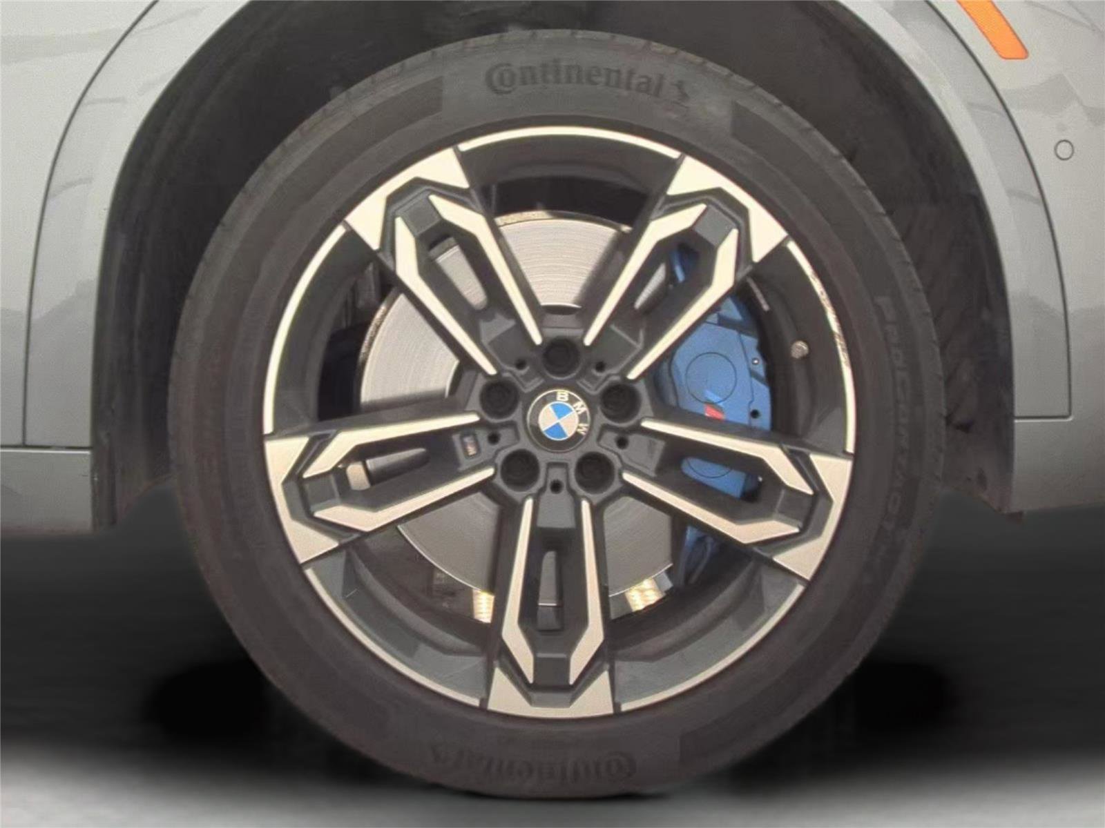 Used 2025 BMW X2 xDrive28i AWD/4WD image 23