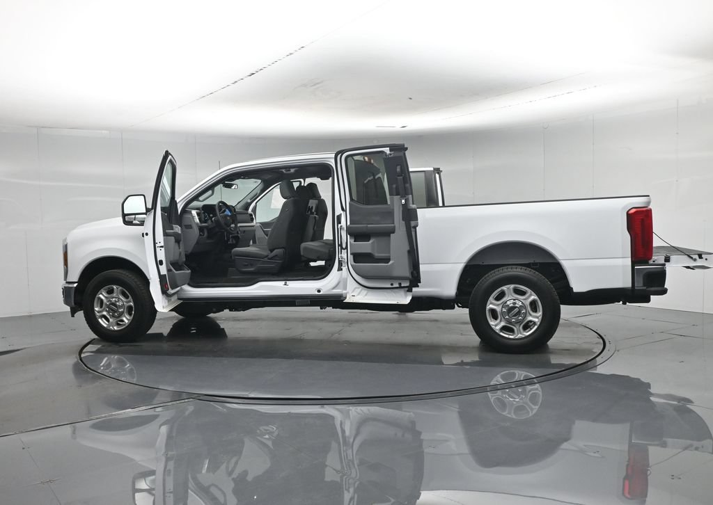 New 2026 Ford F350 XLT RWD image 34