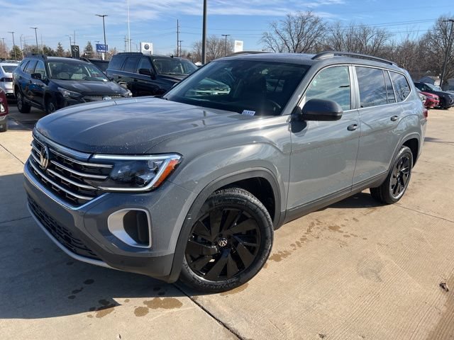 New 2026 Volkswagen Atlas SE AWD/4WD image 3