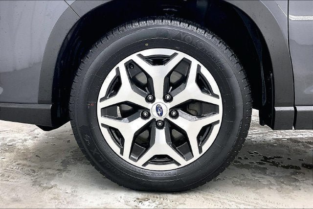 Used 2022 Subaru Forester Premium AWD/4WD image 10
