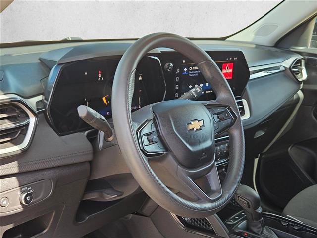 Used 2025 Chevrolet TrailBlazer LT FWD image 10