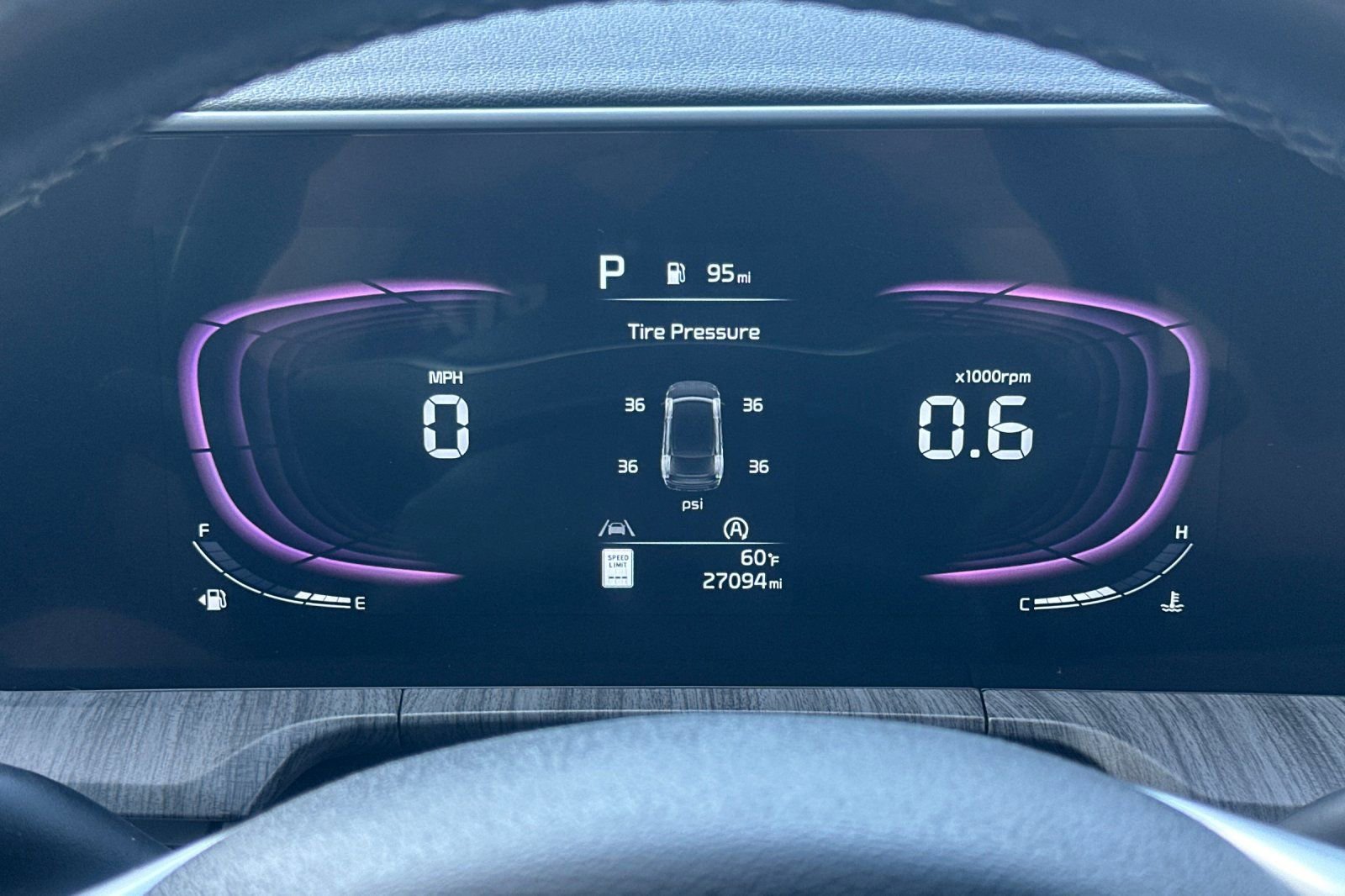 Used 2024 Kia Telluride EX image 43