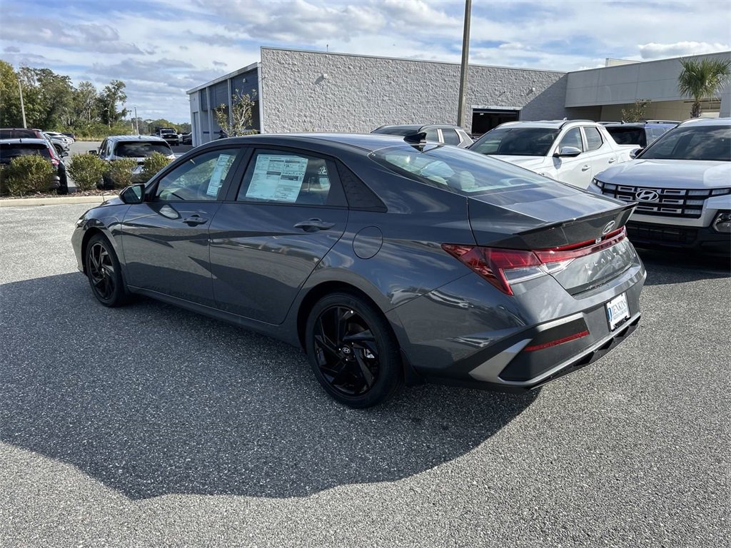 New 2026 Hyundai Elantra Sport image 11