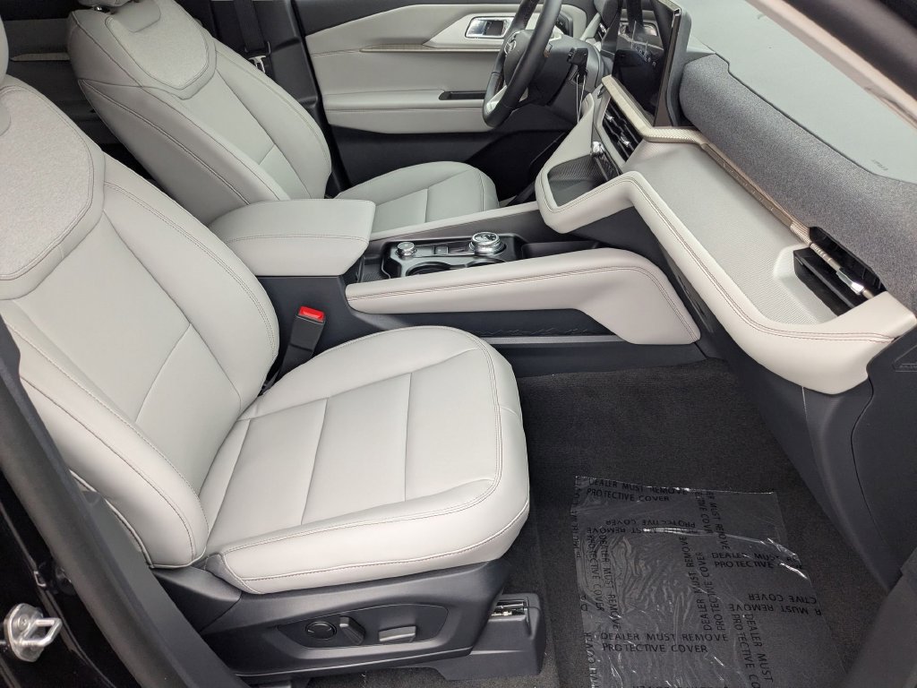 New 2026 Ford Explorer Active w/ Active Comfort Package AWD/4WD image 23