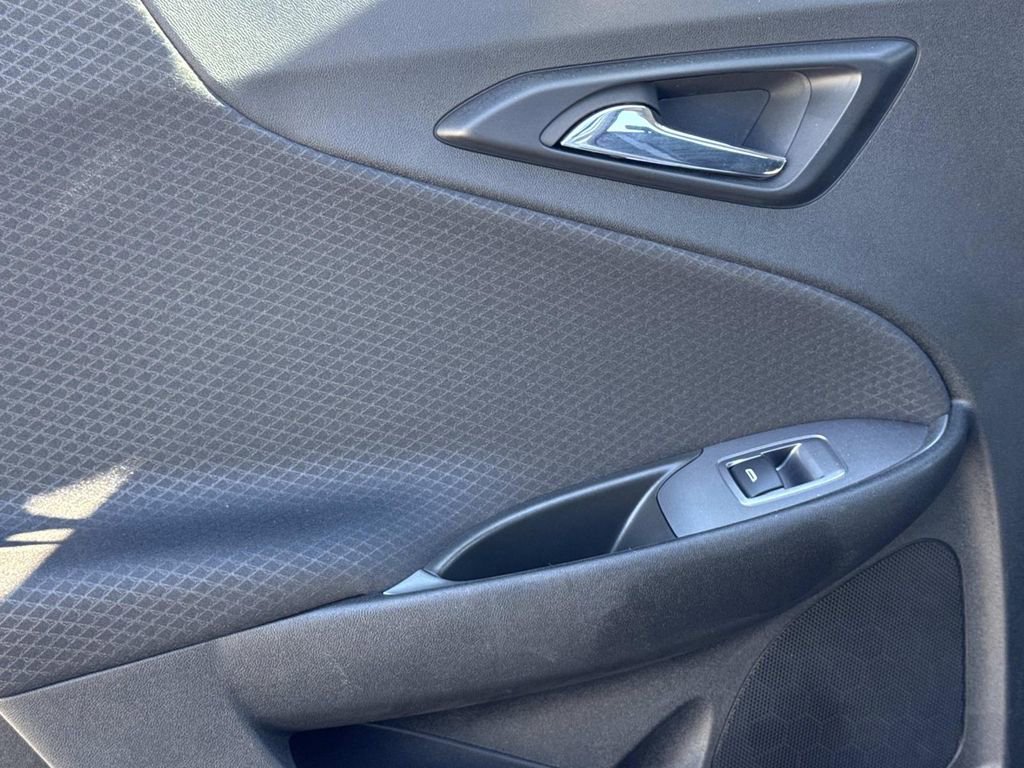 Used 2023 Chevrolet Malibu LT image 12