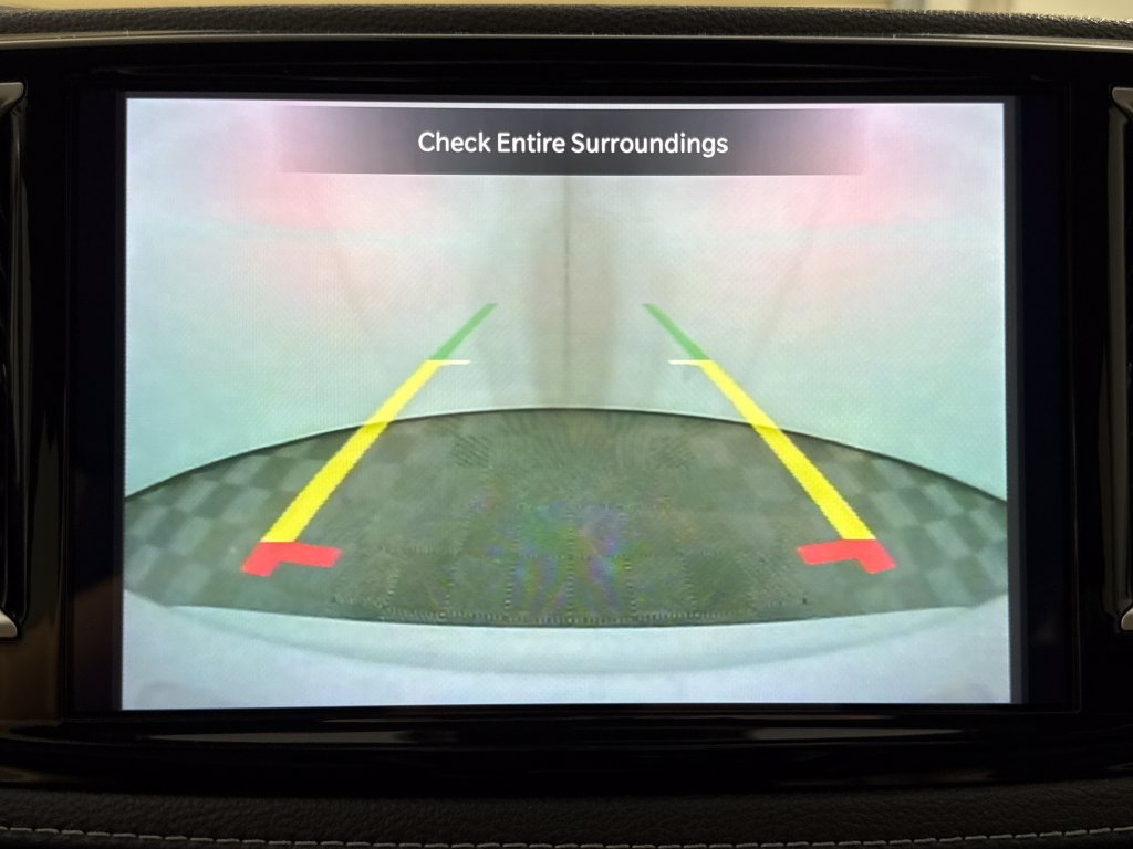 Used 2023 Chrysler Pacifica Limited FWD image 18