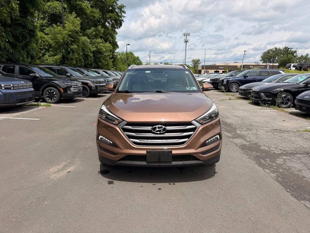 Used 2017 Hyundai Tucson SE Plus AWD/4WD image 9