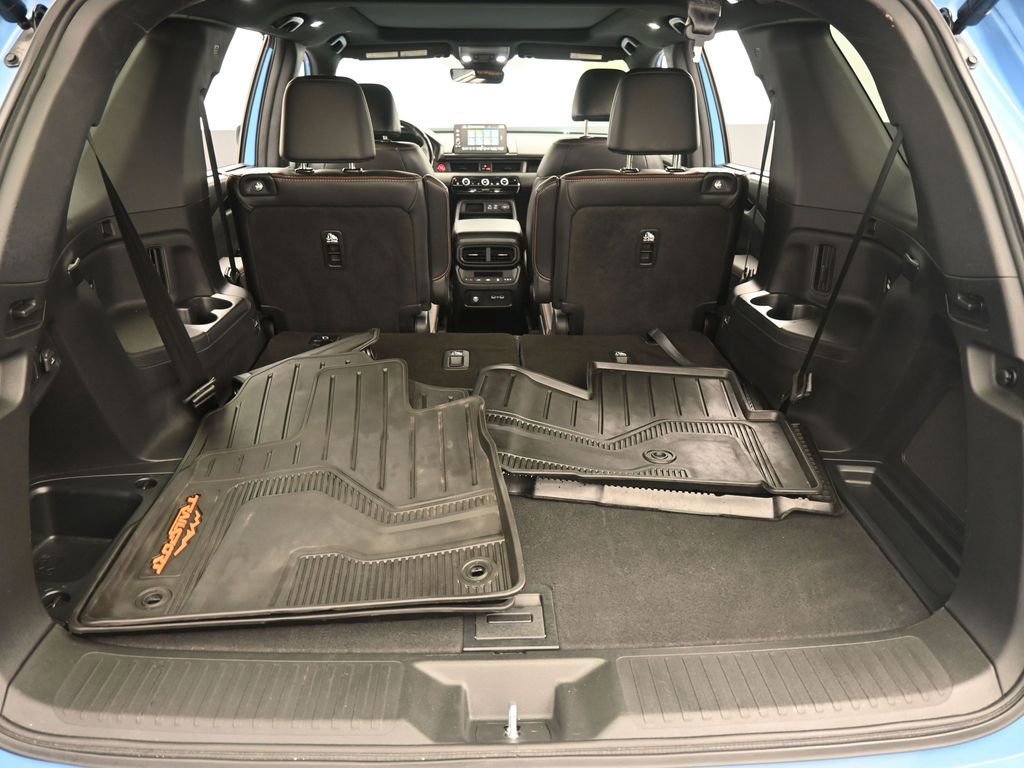 Used 2023 Honda Pilot TrailSport image 15