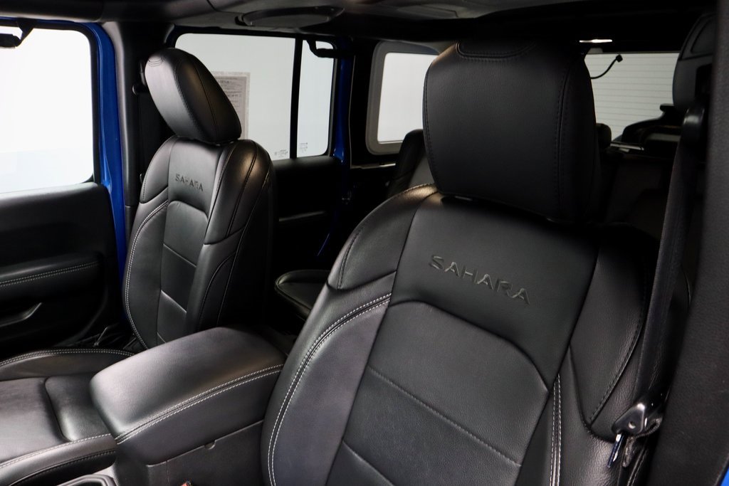 Used 2021 Jeep Wrangler Unlimited Sahara w/ Dual Top Group image 27