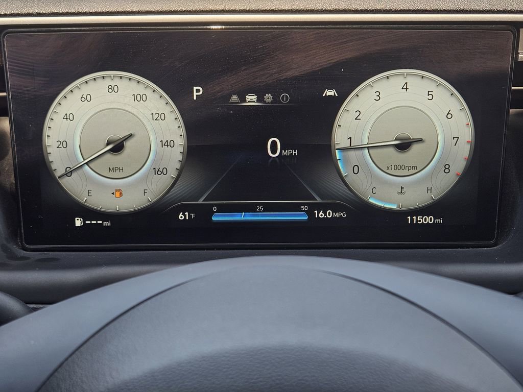 Used 2023 Hyundai Santa Cruz Night image 11