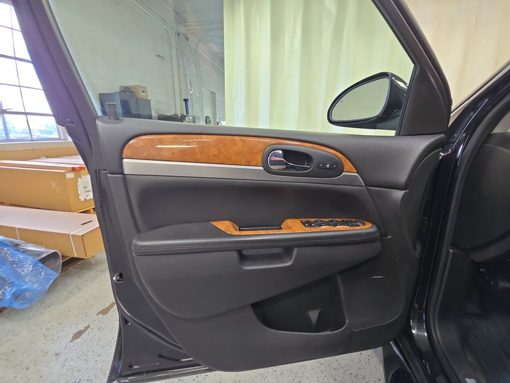 Used 2012 Buick Enclave Premium AWD/4WD image 30