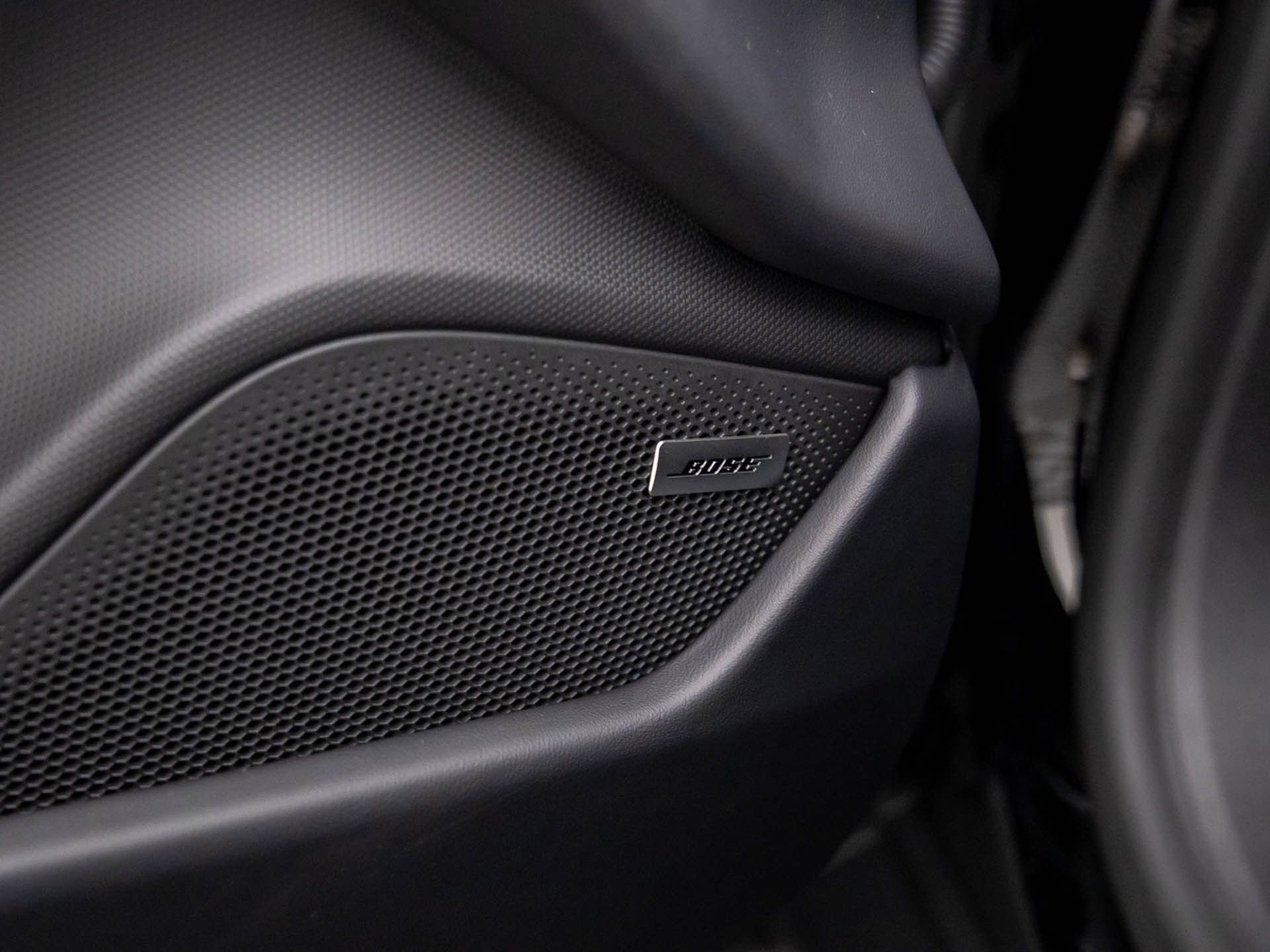 New 2026 Porsche Taycan image 15