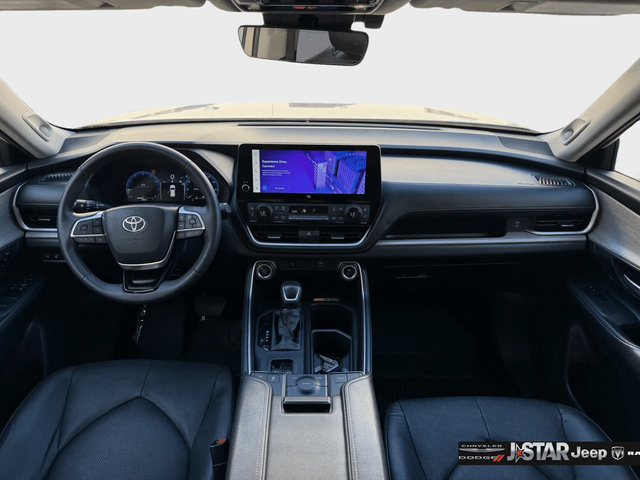 Used 2024 Toyota Grand Highlander FWD image 9