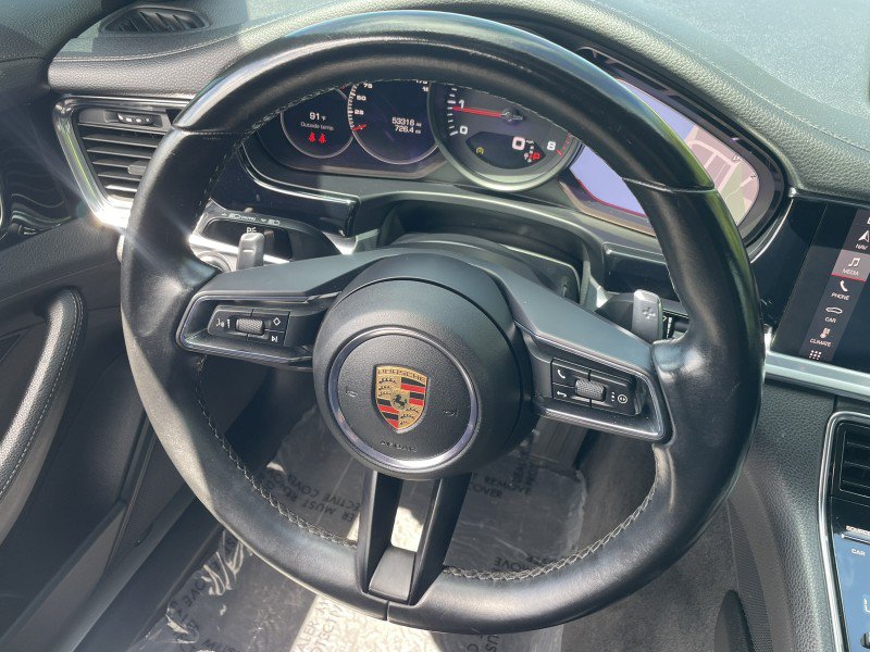 Used 2021 Porsche Panamera RWD image 16
