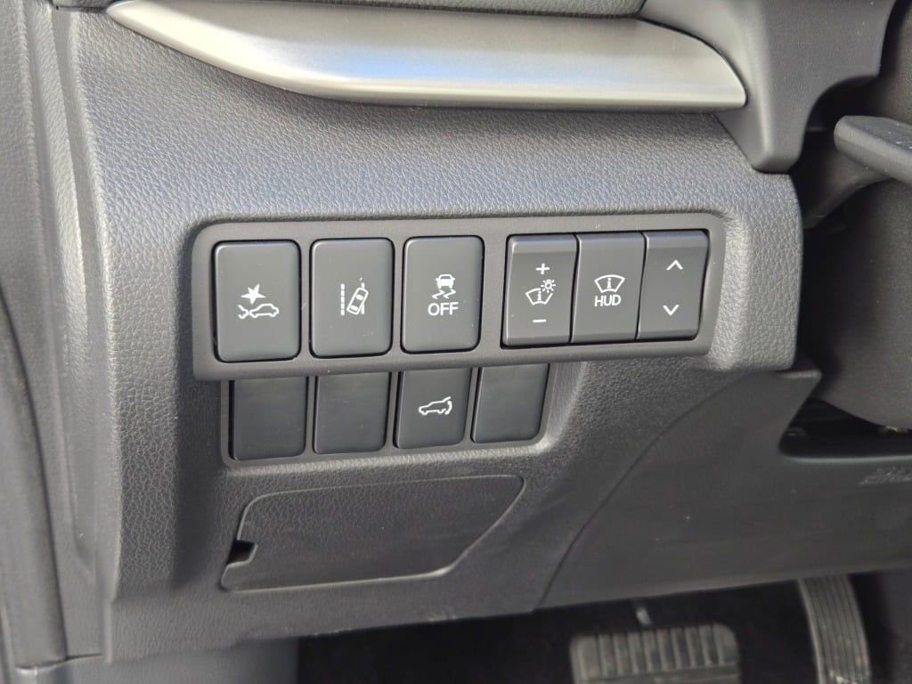 New 2026 Mitsubishi Eclipse Cross SEL image 23