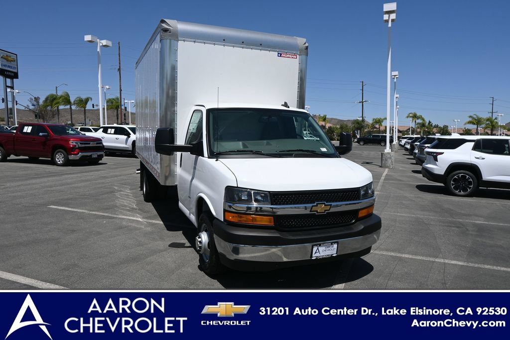 New 2026 Chevrolet Express 3500 w/ Power Convenience Package RWD image 4
