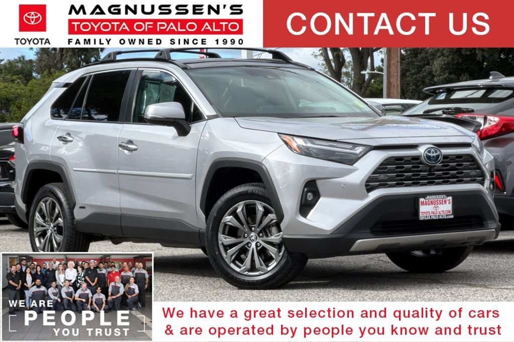 Used 2023 Toyota RAV4 Limited image 1