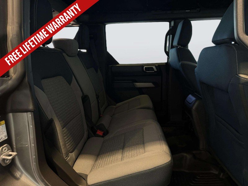 Used 2022 Ford Bronco Outer Banks AWD/4WD image 32